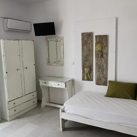 Vitzileos * Agios Prokopios (Naxos)